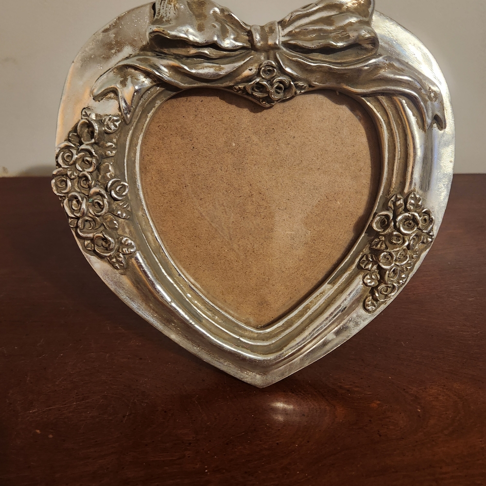 Charming Heart-Shaped Frame with Bow Accent